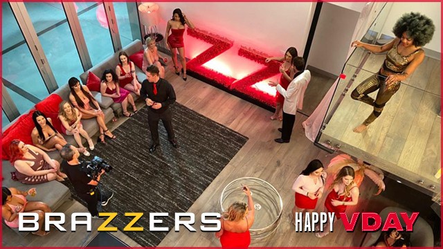PremiumXXX – Brazzers – Bunny Colby, Keira Croft, Scarlit Scandal, Aubree Valentine get Fucked all together